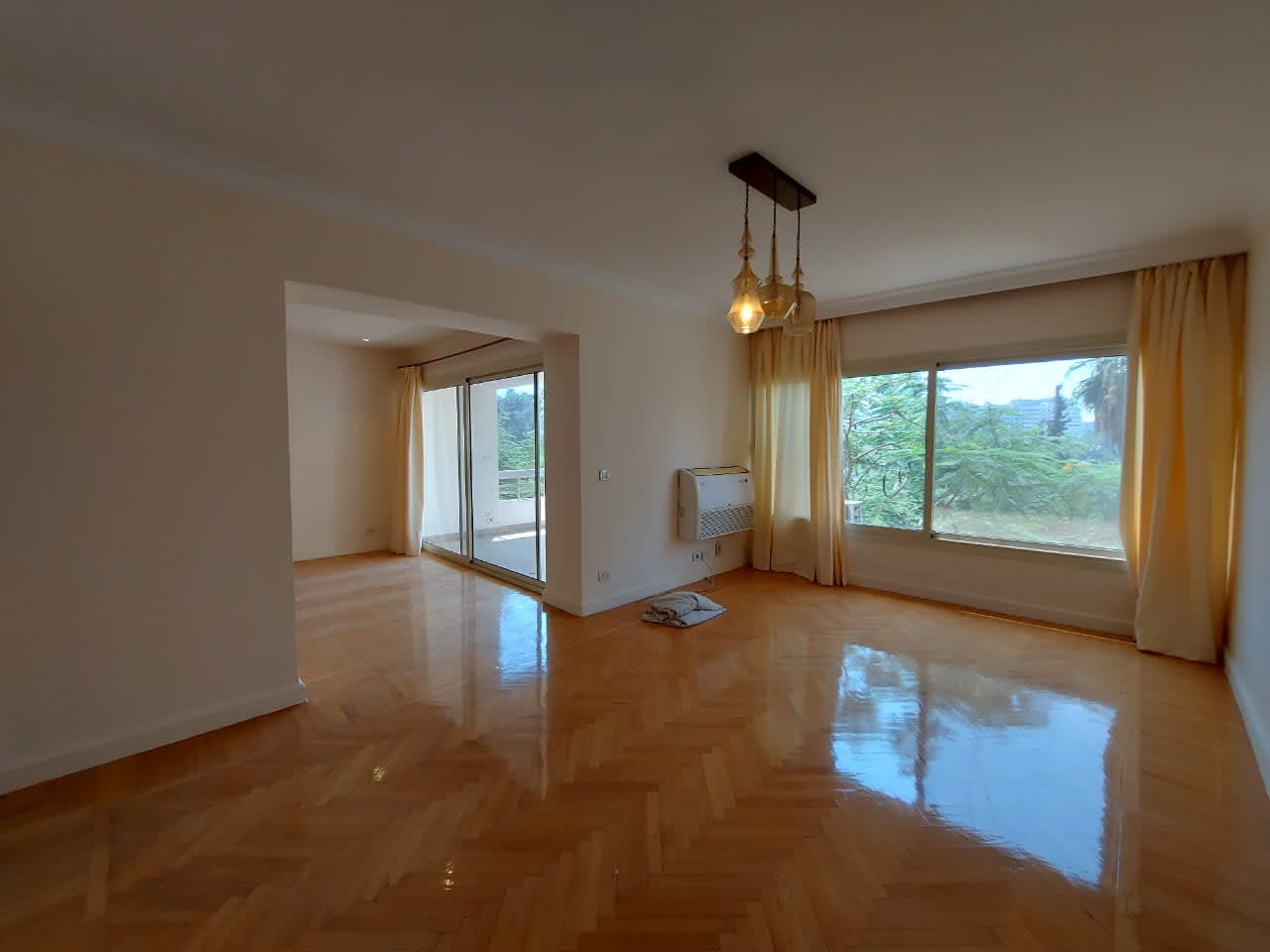 Bright 2BR Apartment with Green Views In Zamalek