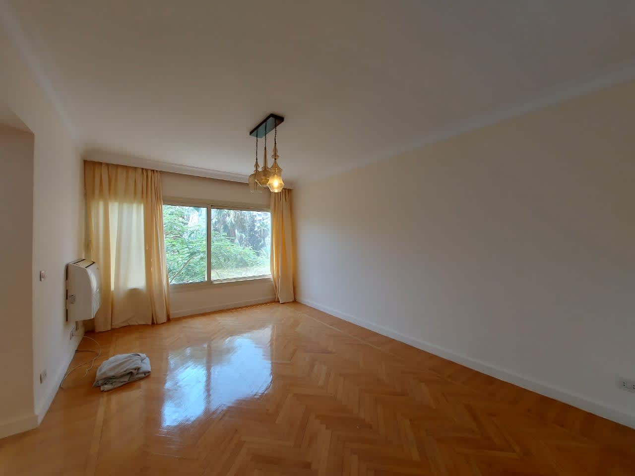 Bright 2BR Apartment with Green Views In Zamalek
