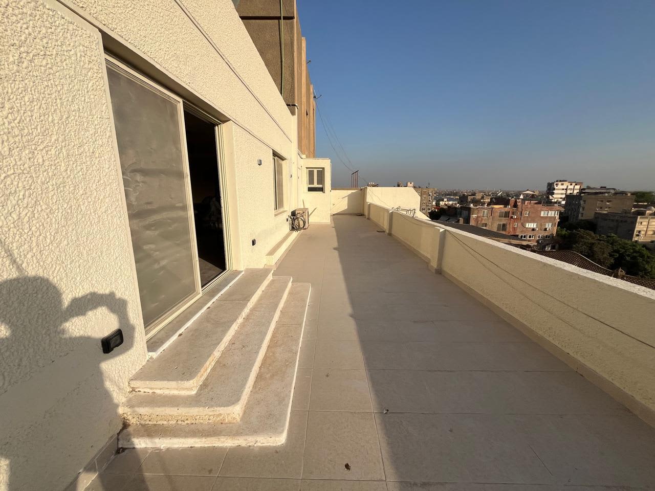 Furnished Roof With Huge Terrace For Rent In Maadi Sarayat