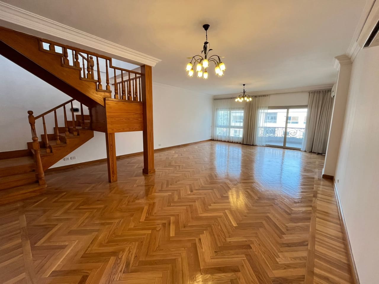 High-End 5BR Penthouse Duplex in Maadi in a Prime Location
