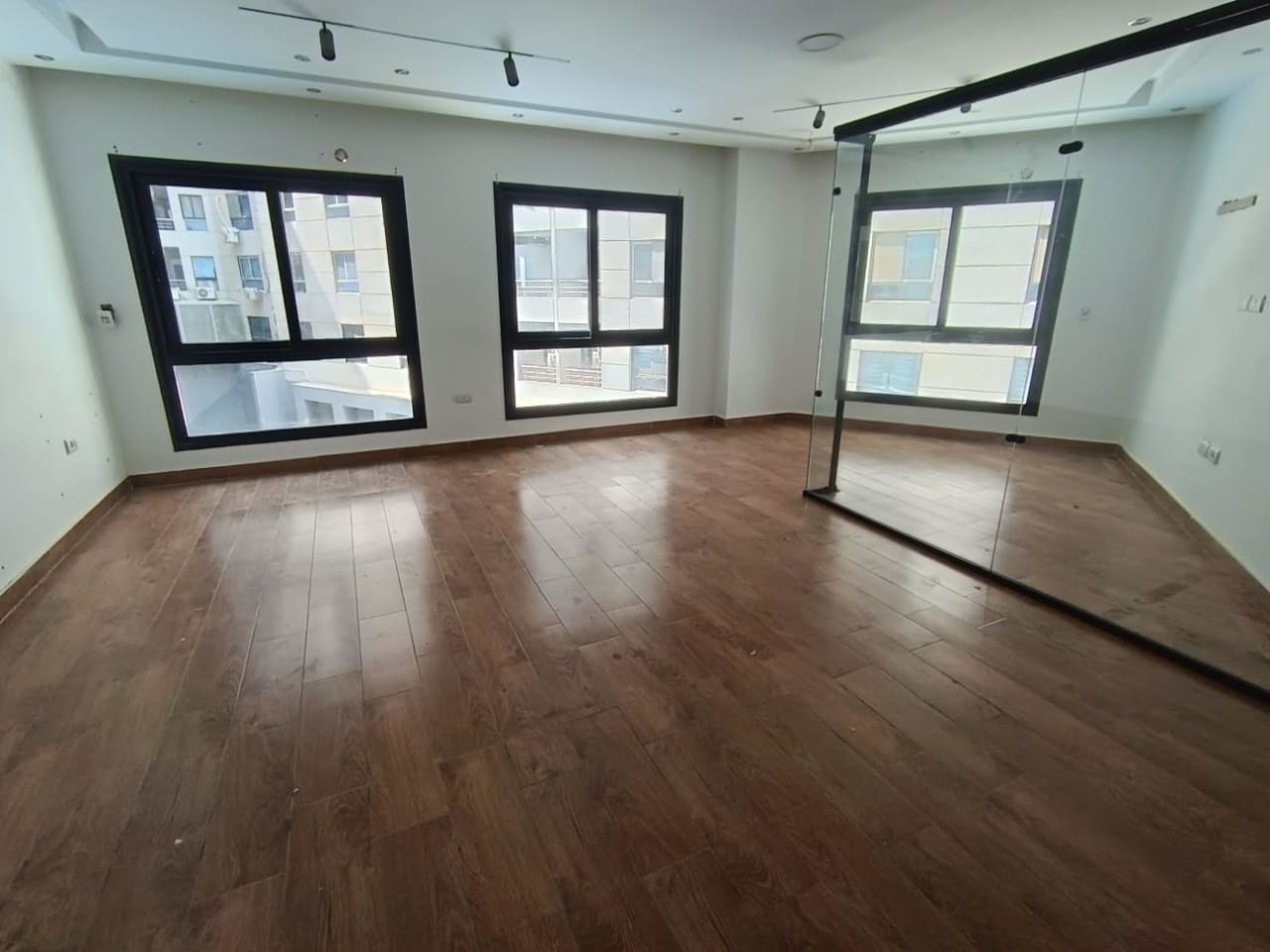 3 bedroom Office for rent in Zahraa El Maadi