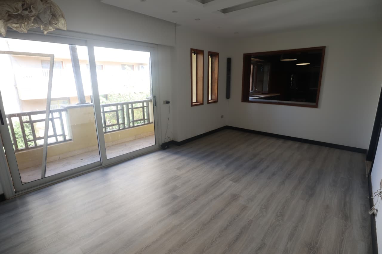 High-End Duplex Penthouse with Open Views In Maadi, Sarayat 