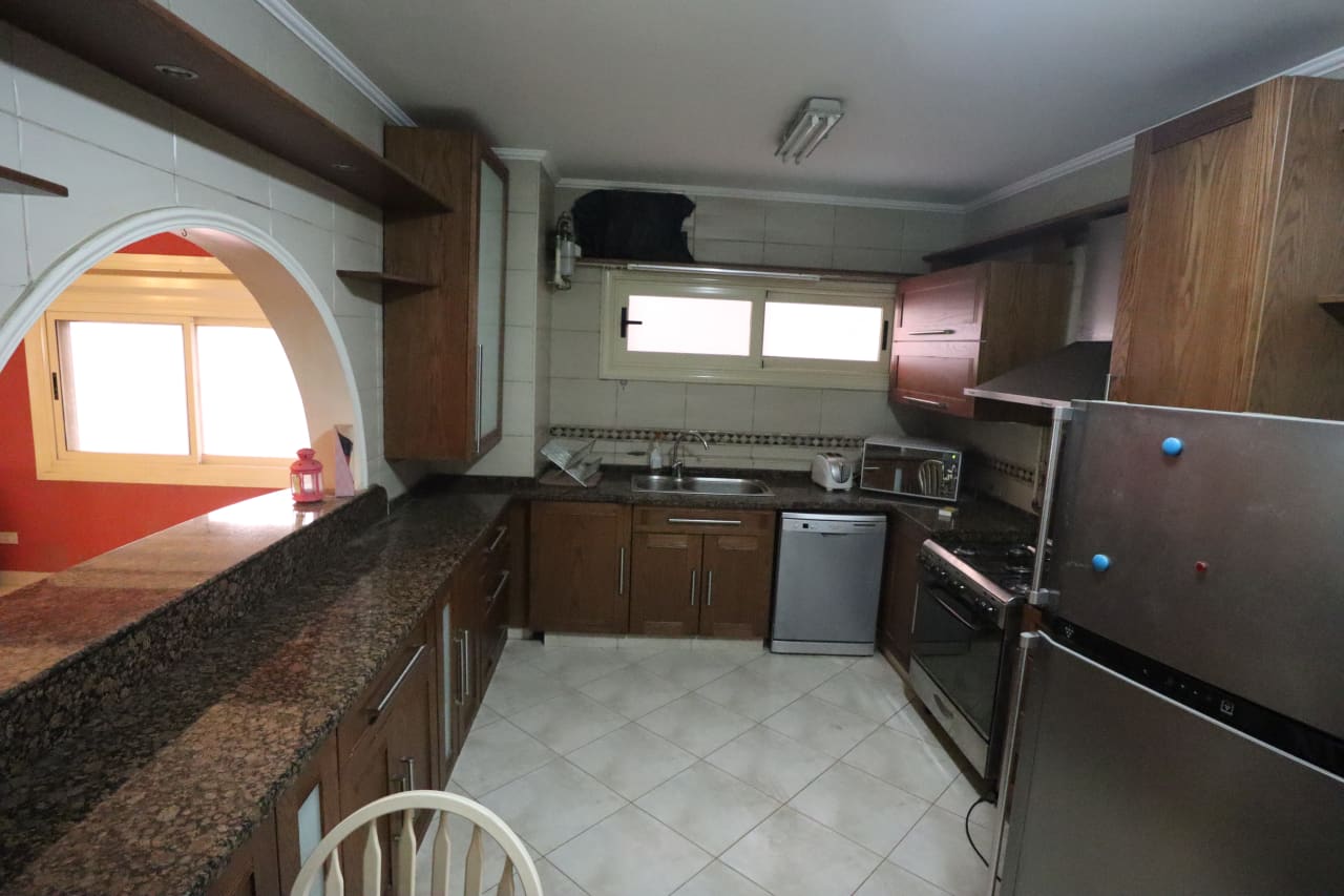 Chic & Stylish Ground Floor Apartment in Maadi Degla.