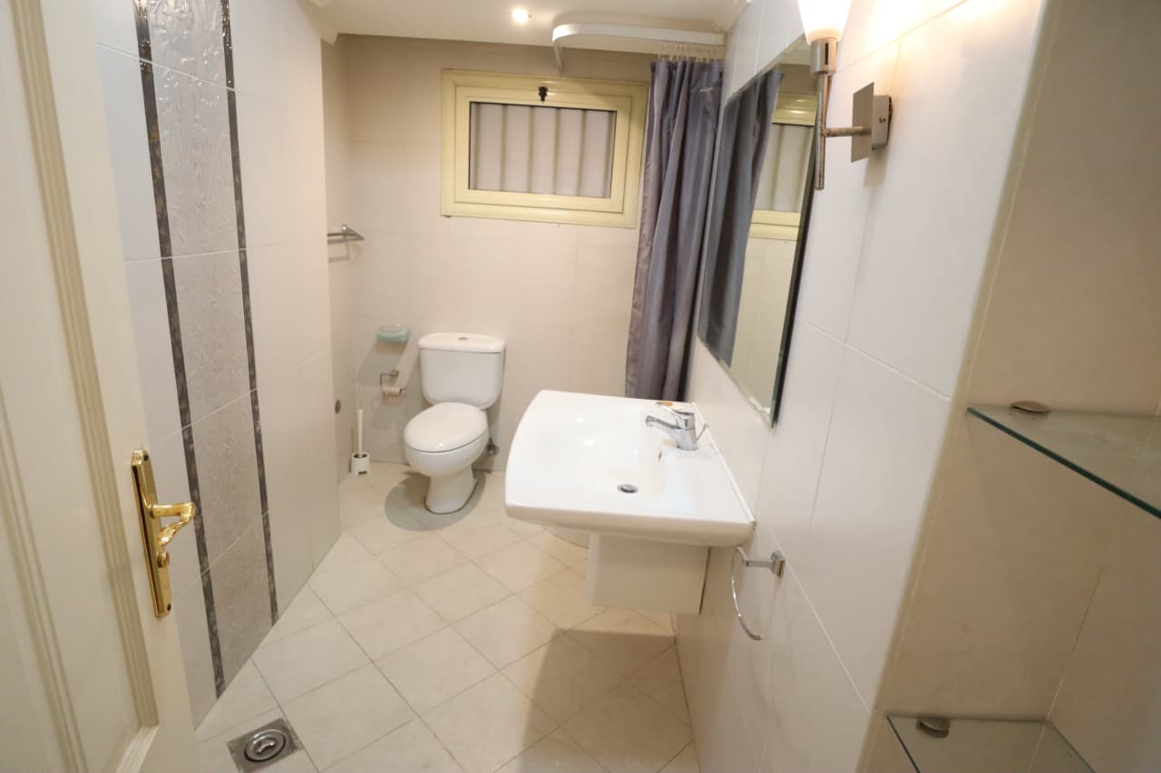 Chic & Stylish Ground Floor Apartment in Maadi Degla.