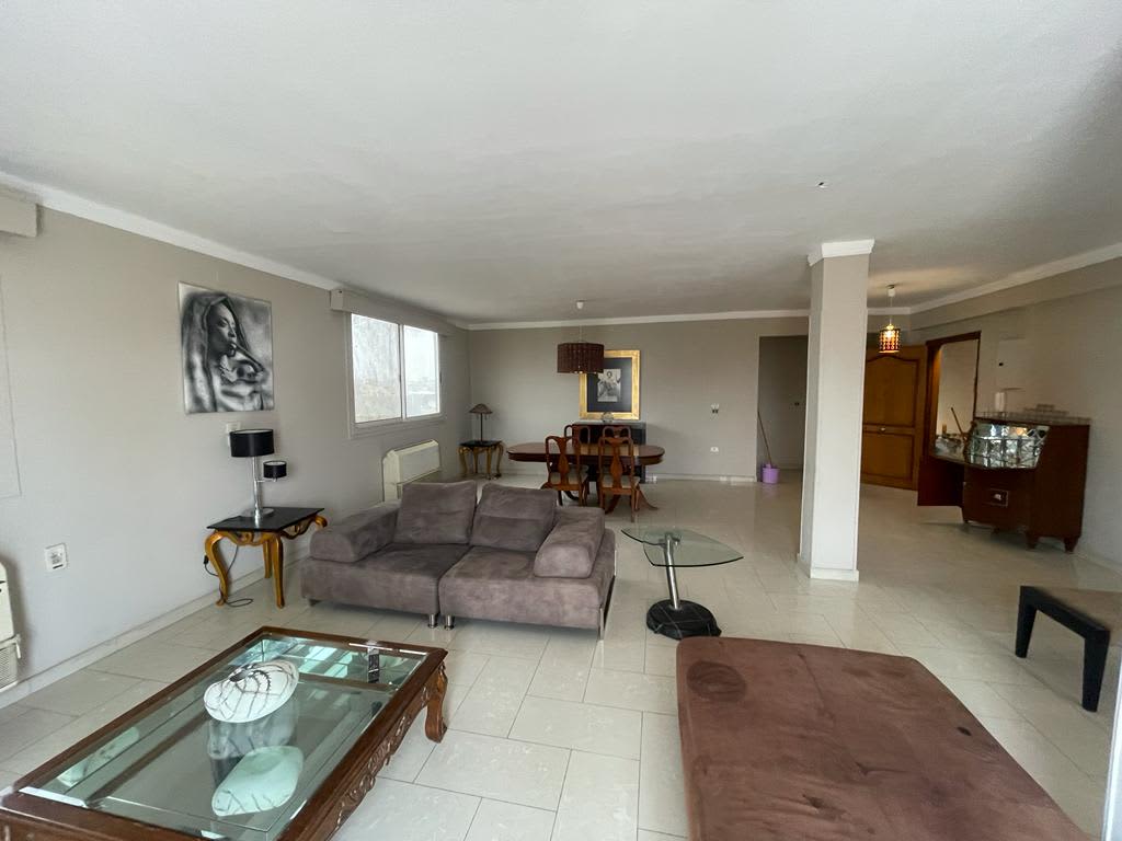 Elegant Maadi Degla Penthouse with Full Furnishings