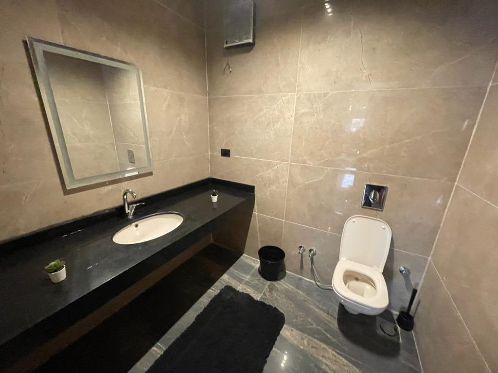 Elegant Maadi Degla Penthouse with Full Furnishings