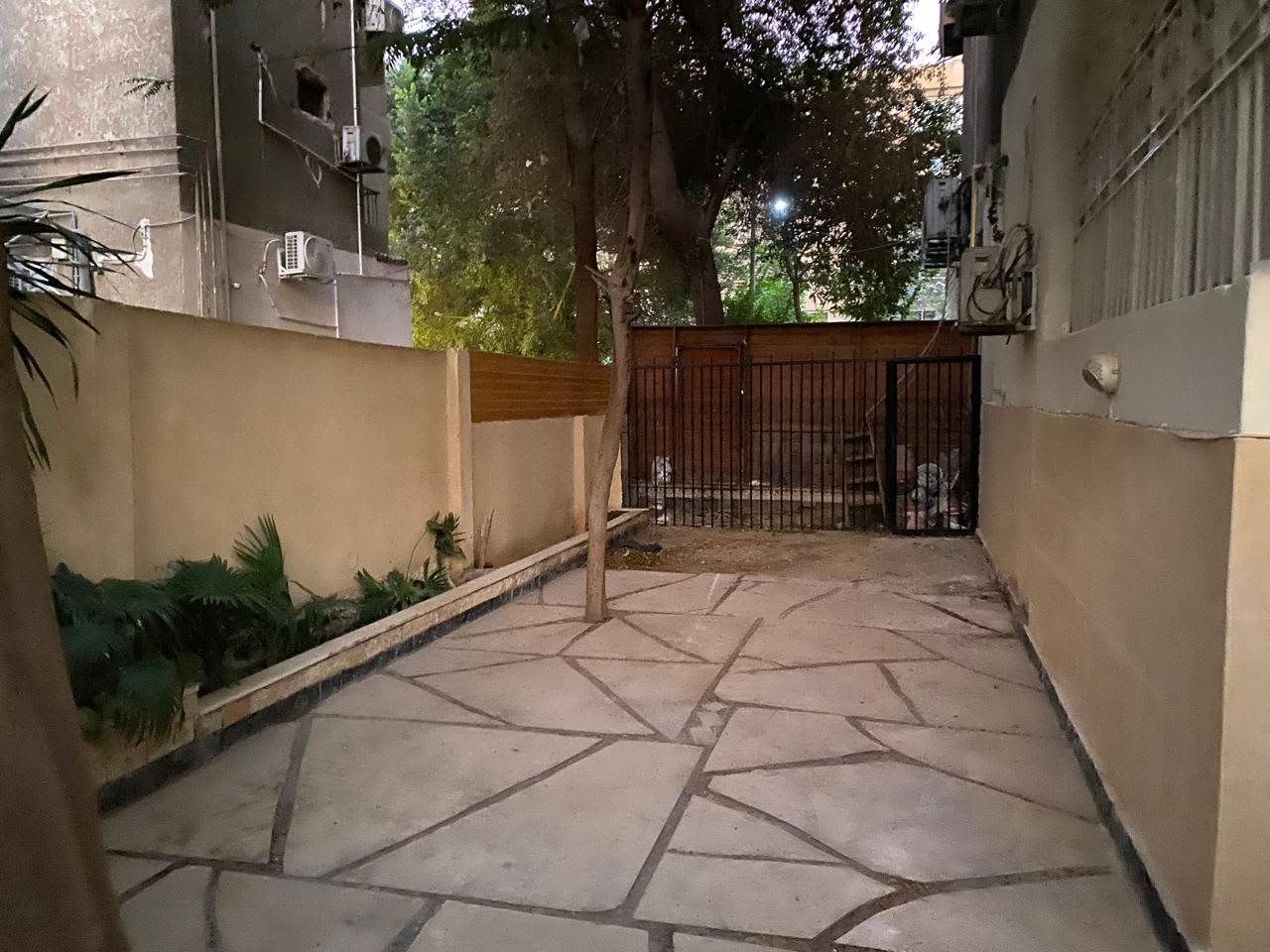 2 غرف نوم دور أرضي للإيجار في Degla