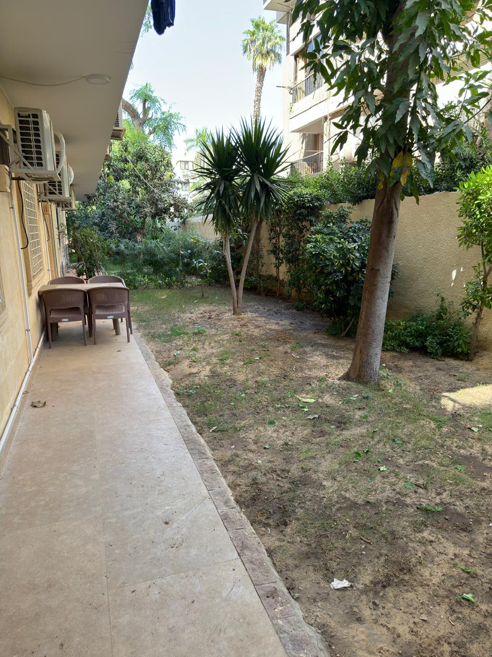 Warm & Welcoming Ground Floor Apartment in Maadi Sarayat.