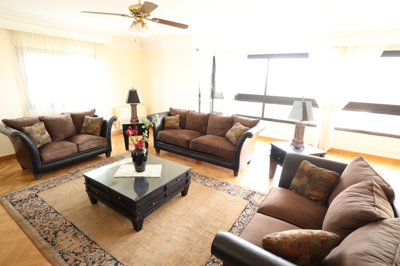 A Warm & Spacious 4BD Furnished Apartment In Maadi Sarayat.