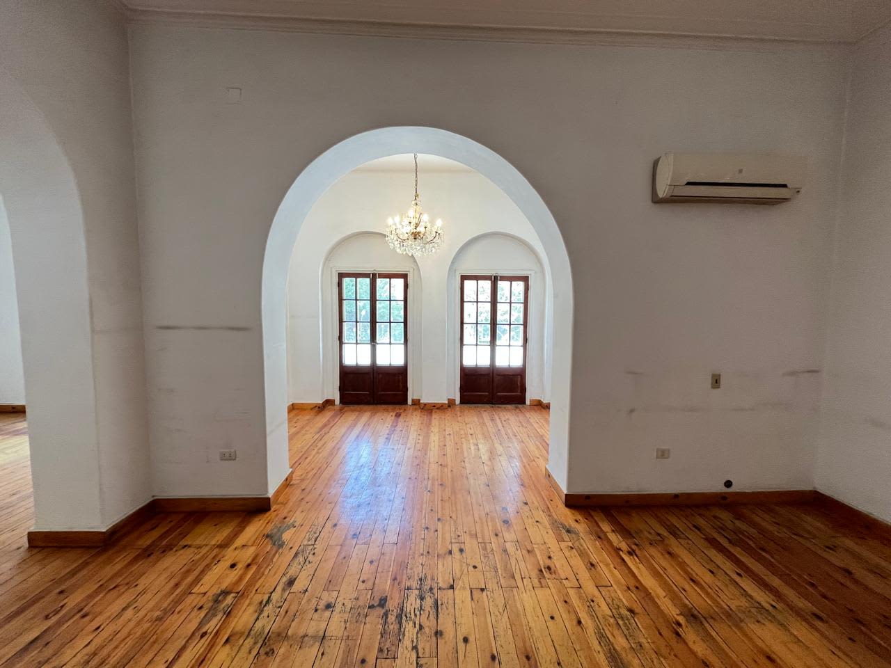 Amazing Villa With 1050m² For Rent In Maadi Sarayat