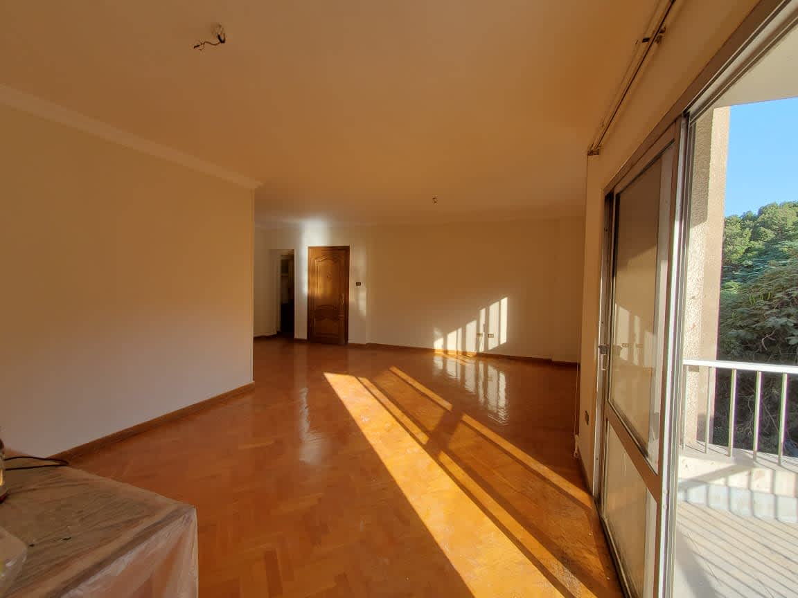 3 bedroom Apartment for rent in Degla