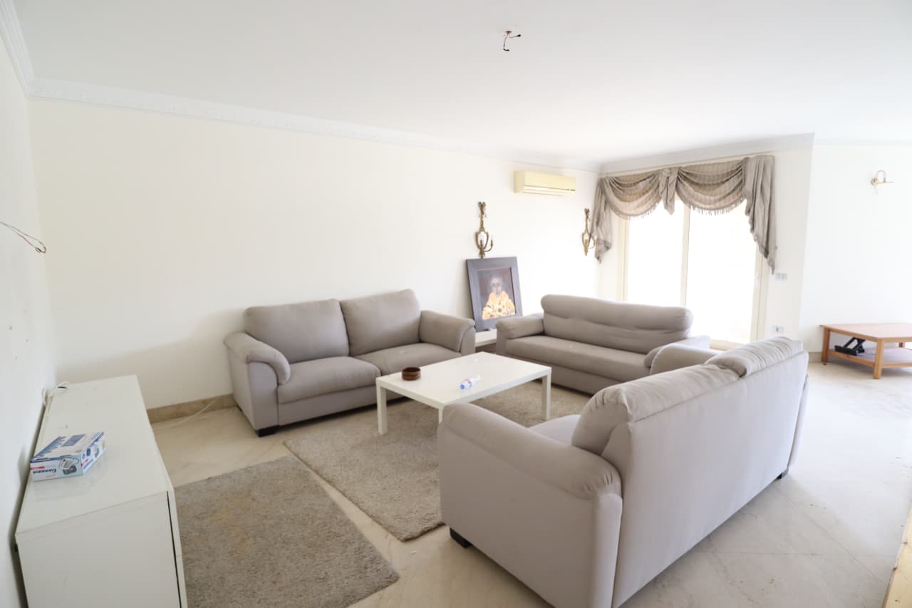 3 bedroom Apartment for rent in Sarayat