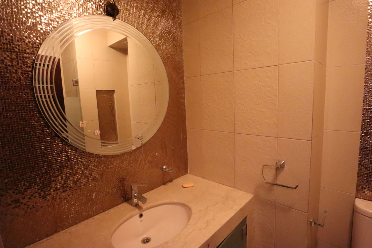 Quiet and Elegant Furnished Apartment In Sarayat El Maadi.