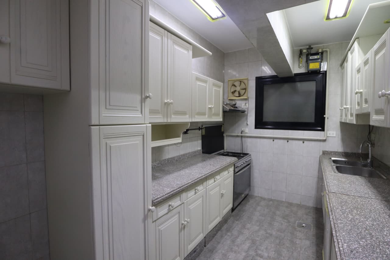 Premium 3 bedrooms Semi-Furnished Flat in Maadi Degla