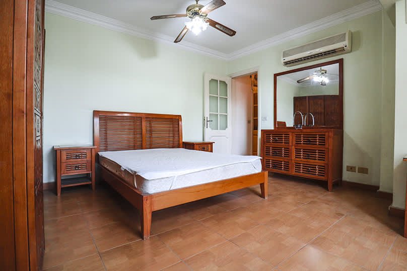 Peaceful Homey Furnished Apartment In Maadi Sarayat.