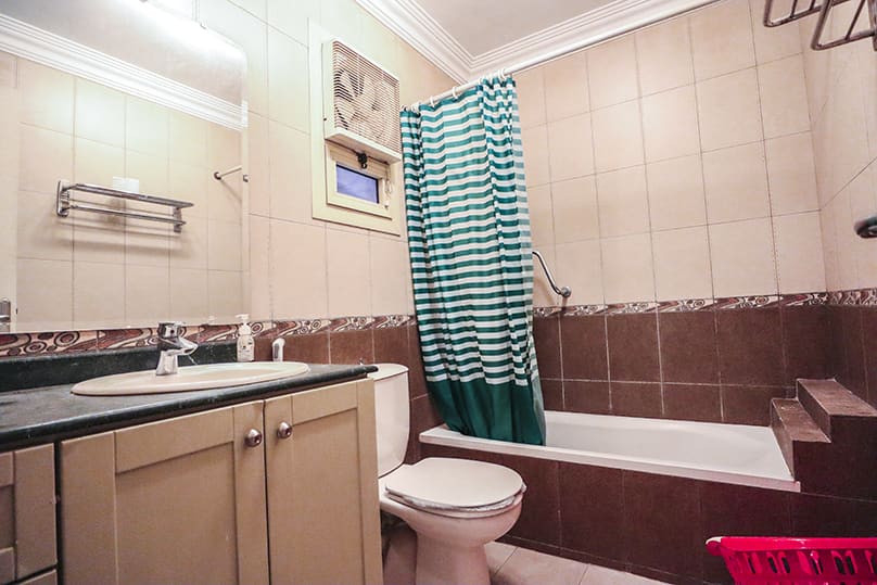 Peaceful Homey Furnished Apartment In Maadi Sarayat.