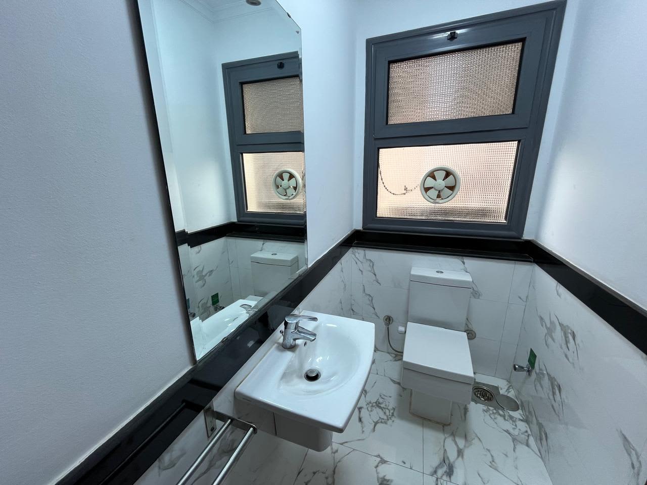 Spacious 5 BR Apartment in Maadi Apartment 300 sqm