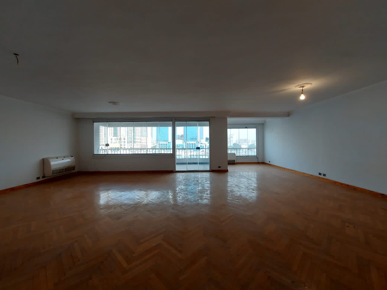 Spacious 4 Bedroom Apartment in a Prime Zamalek Location