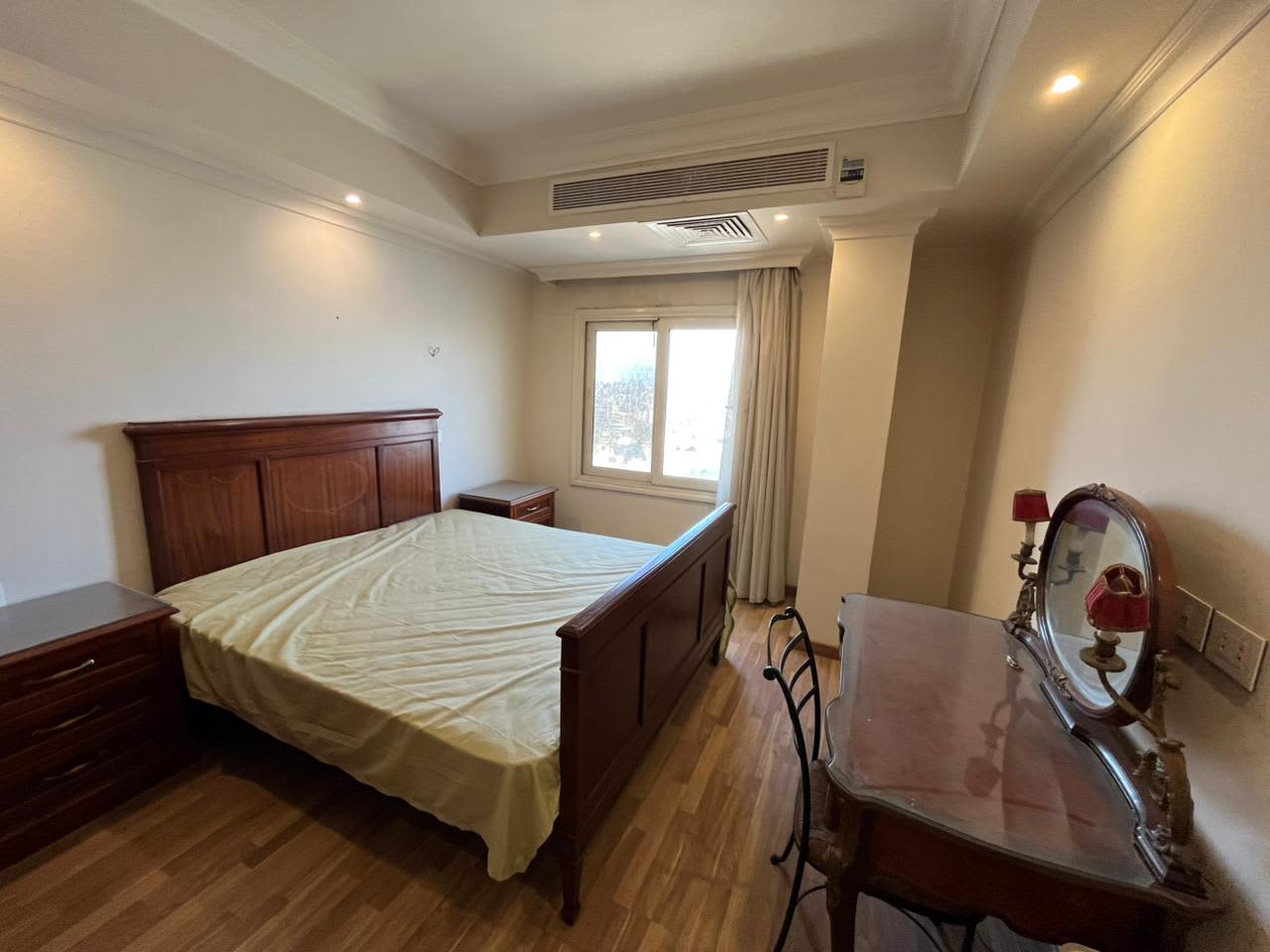 Specious Apartment With Overlooking Sea In Zamalek.