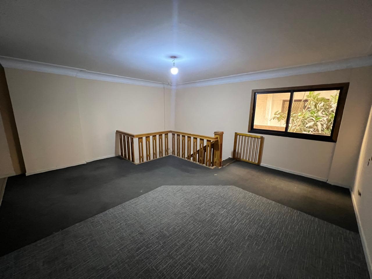 3 bedroom Office for rent in New Maadi