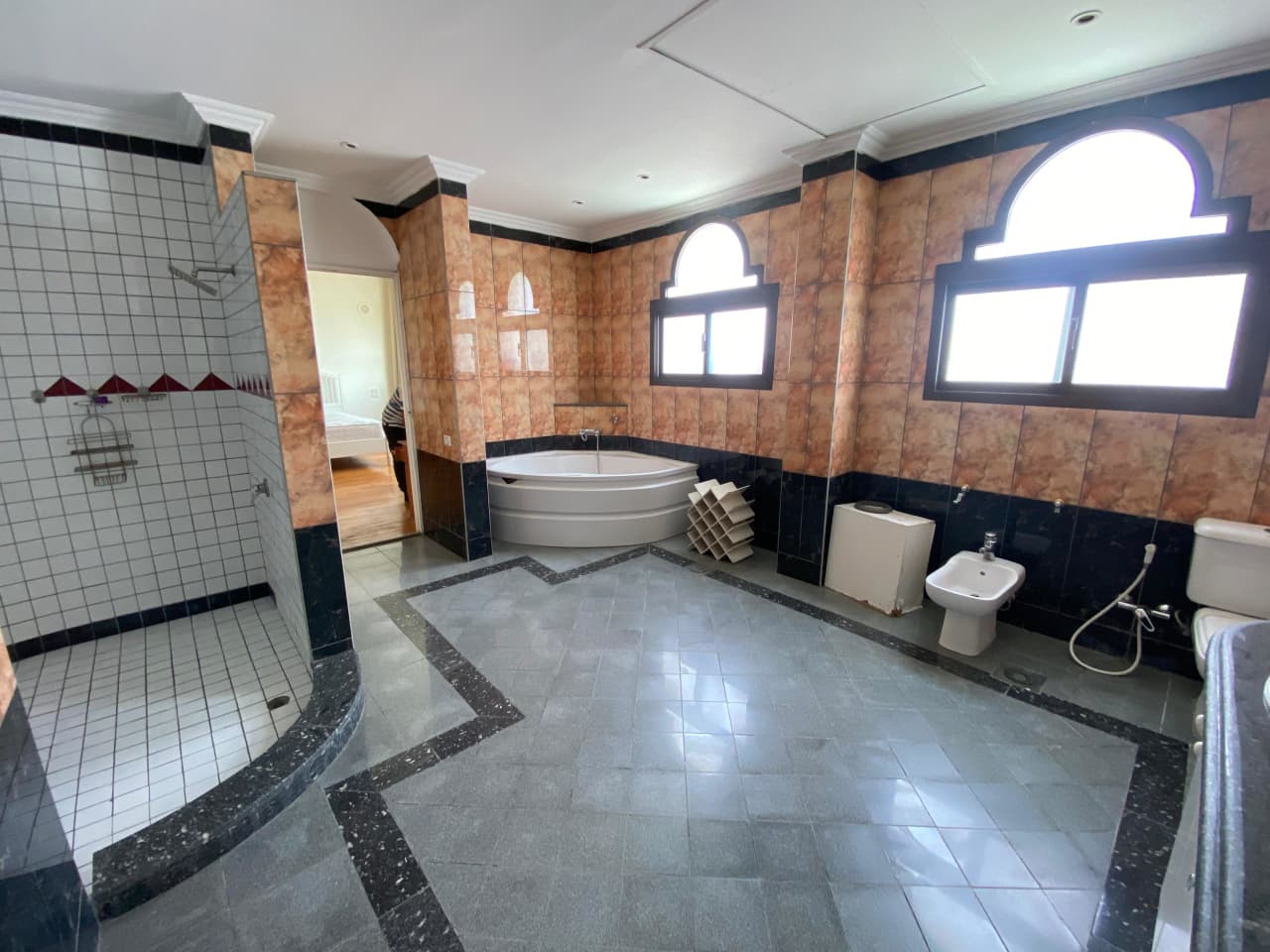 Spacious Semi-Furnished Penthouse in Maadi Sarayat