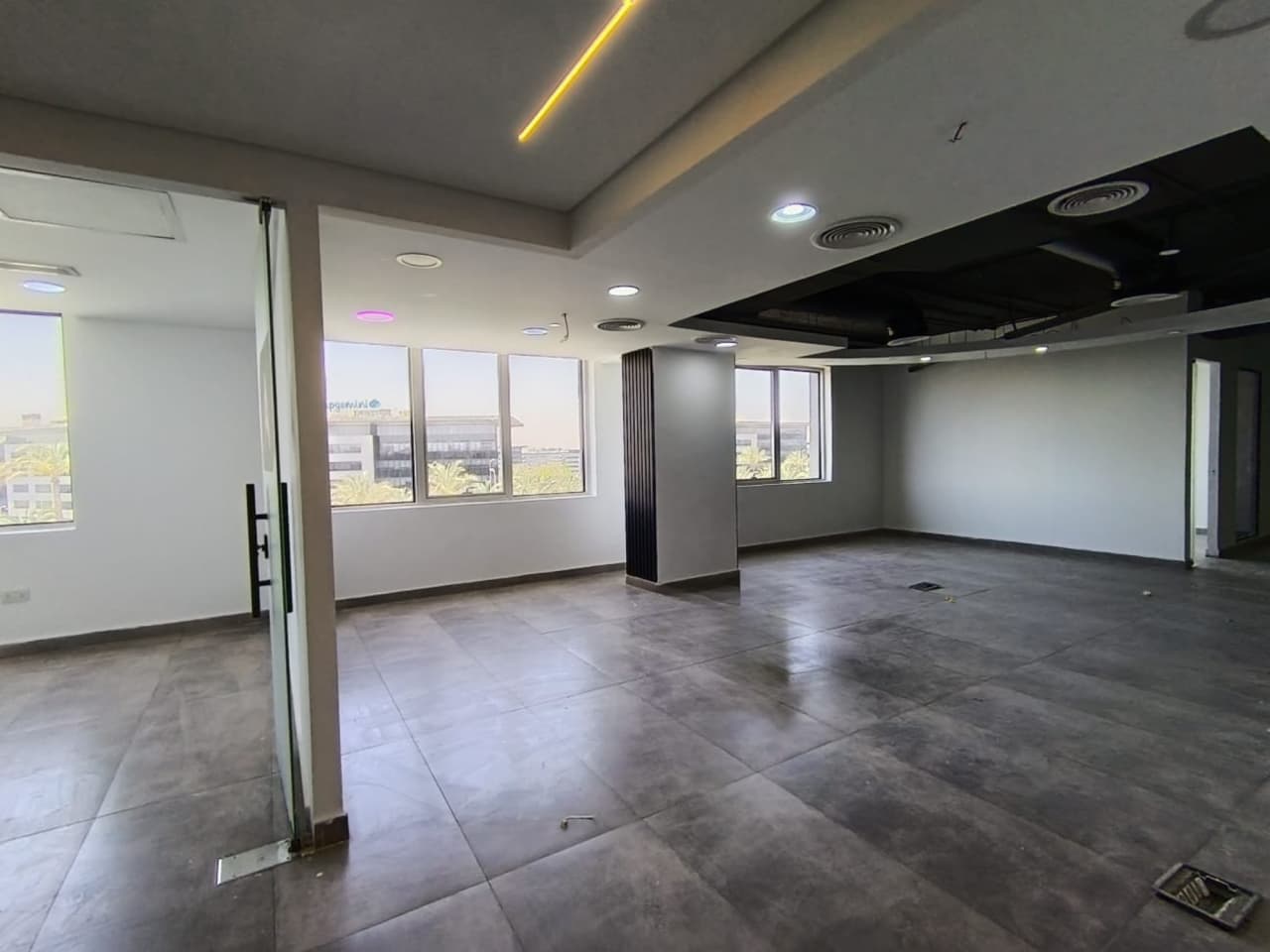 Fully Finished Administrative Office For Rent | 400m² | New Cairo.