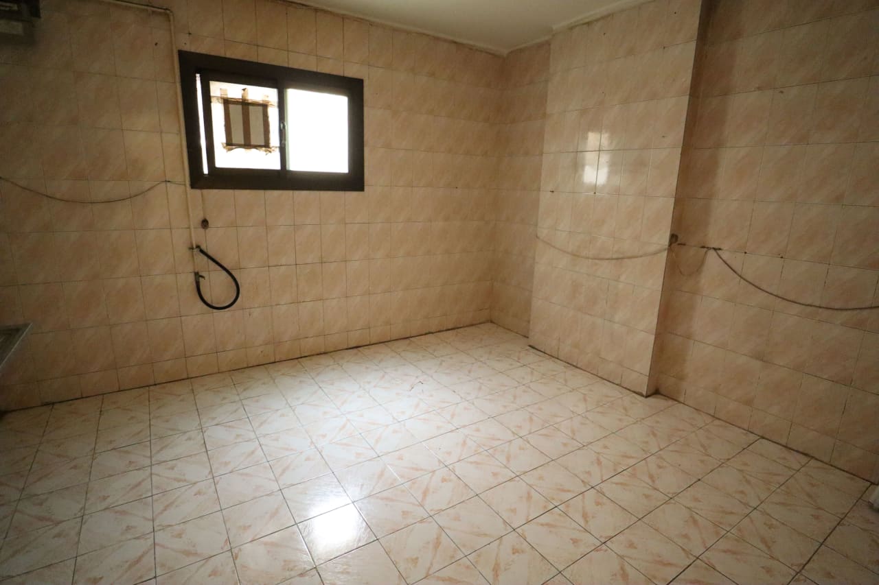 Quiet Unfurnished Apartment For Rent In Maadi Degla.