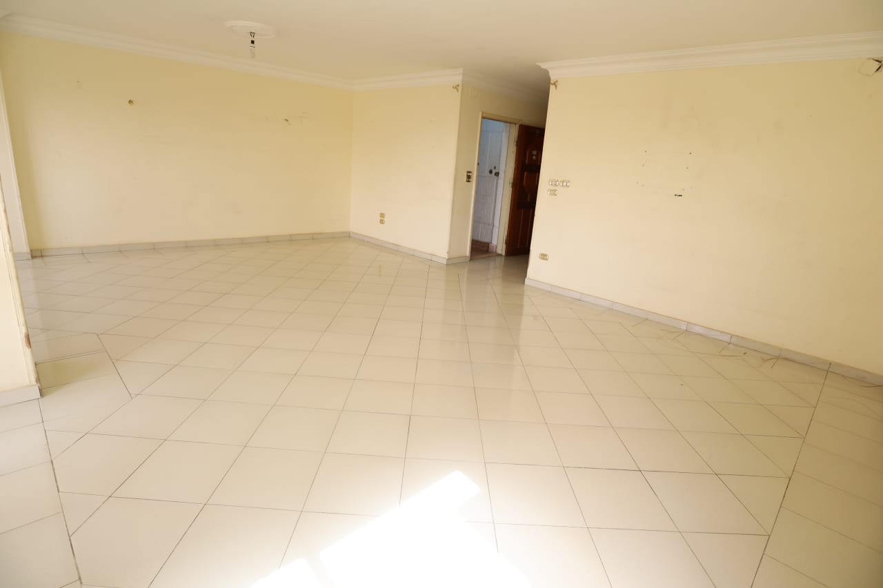Quiet Unfurnished Apartment For Rent In Maadi Degla.