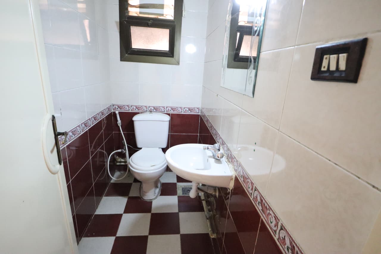 Quiet Unfurnished Apartment For Rent In Maadi Degla.