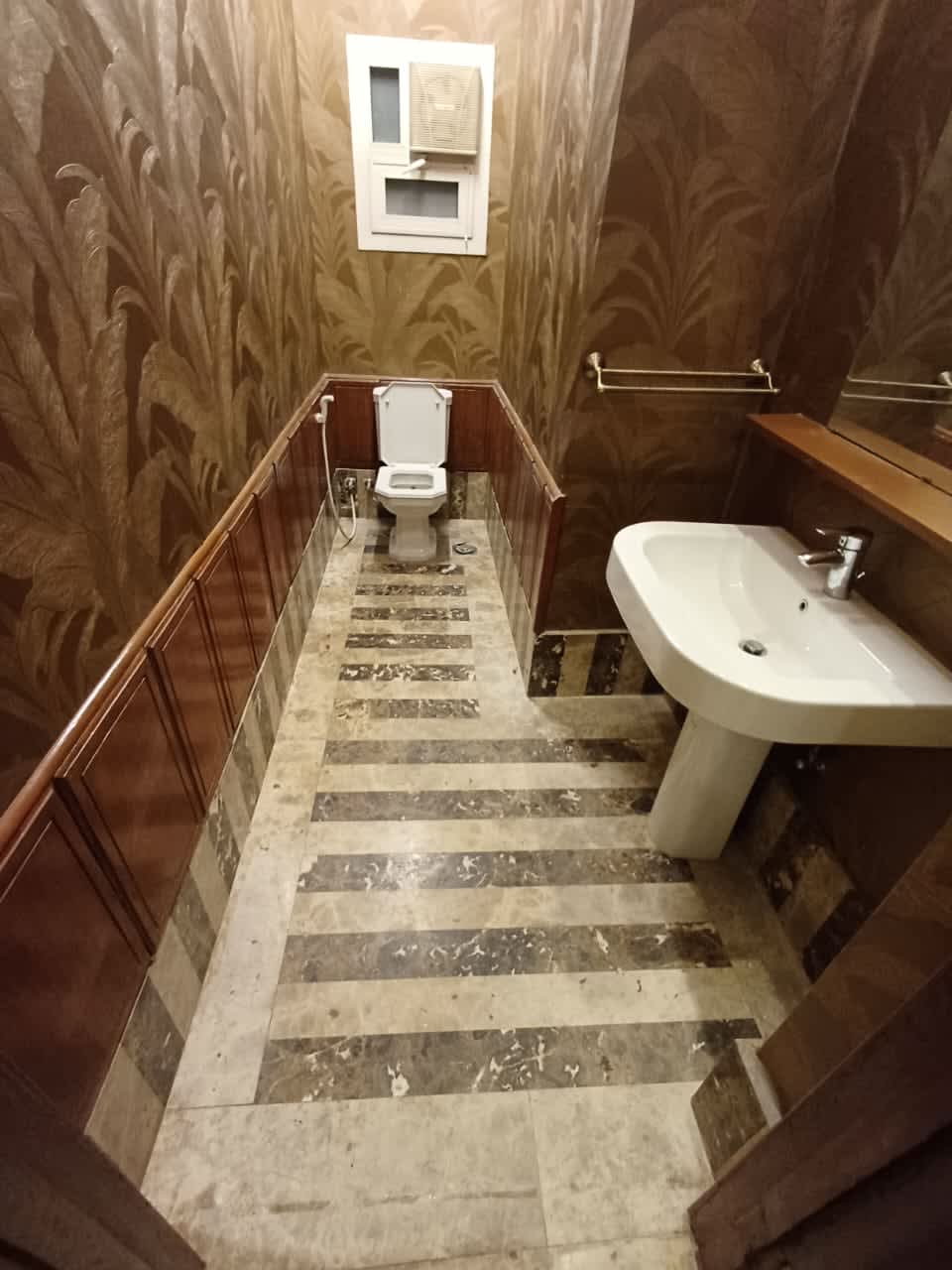 Furnished Apartment With Classic Furnishing In Zamalek