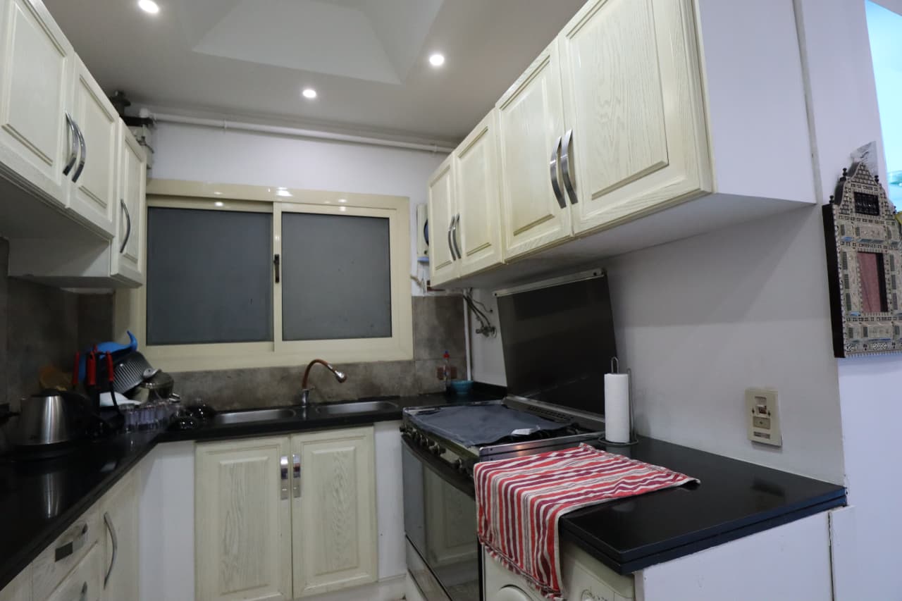 Cozy Furnished Apartment In Quiet Degla Location.