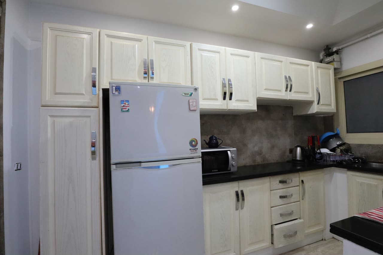 Cozy Furnished Apartment In Quiet Degla Location.