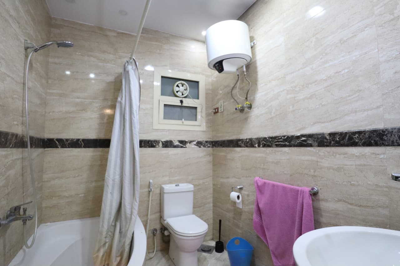 Cozy Furnished Apartment In Quiet Degla Location.