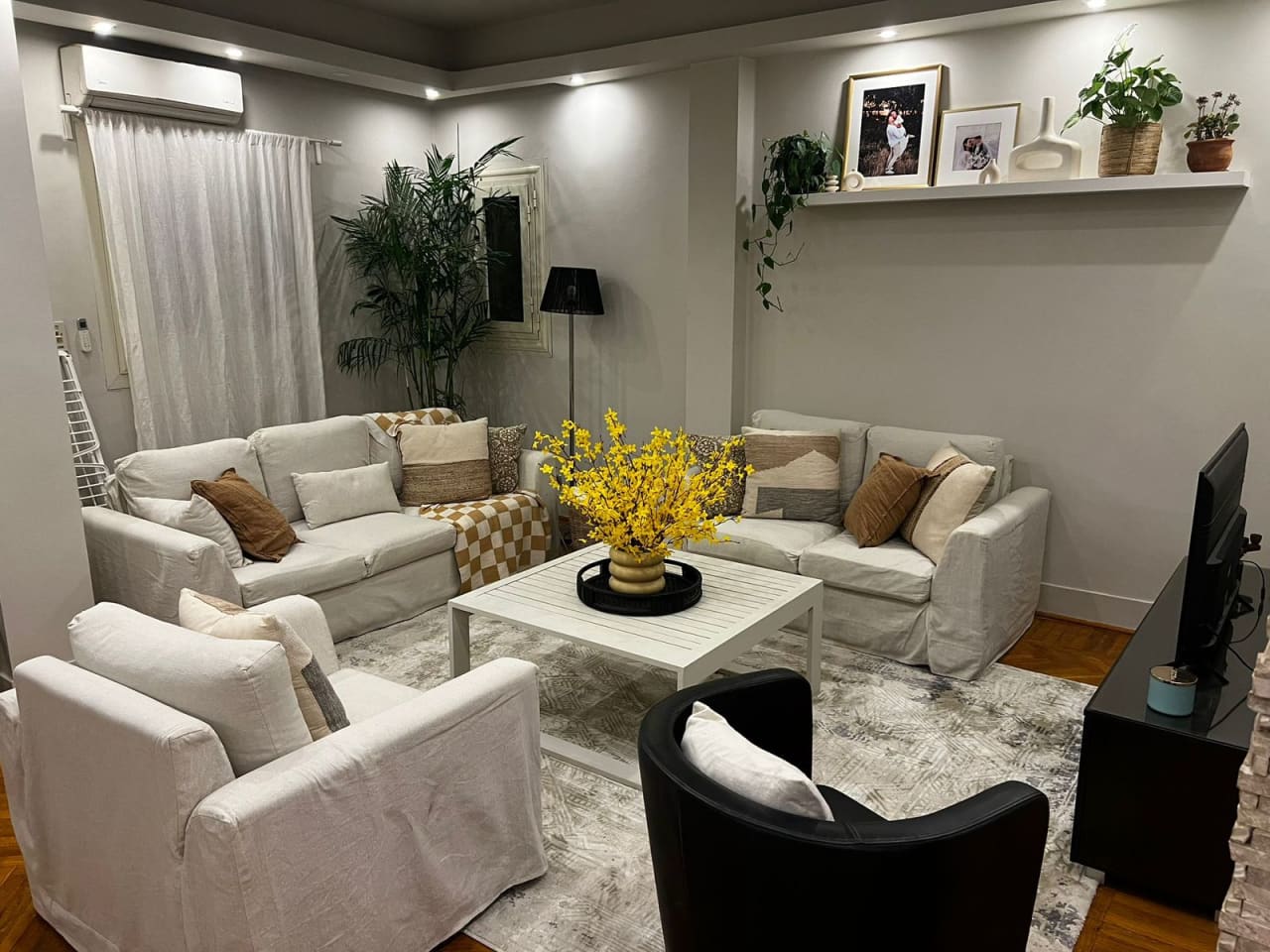 Modern Apartment With American Kitchen Located In Maadi Sarayat.