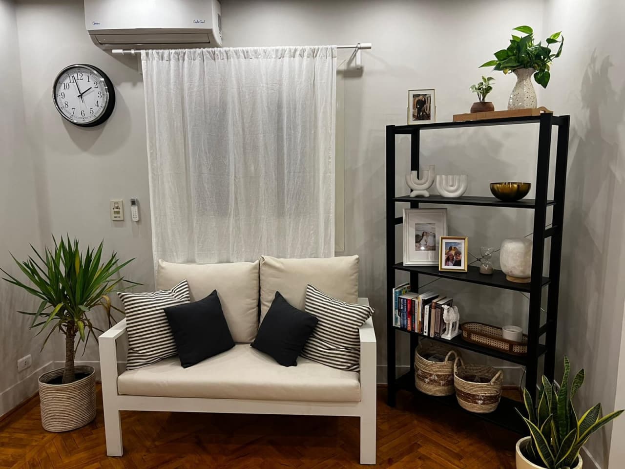 Modern Apartment With American Kitchen Located In Maadi Sarayat.