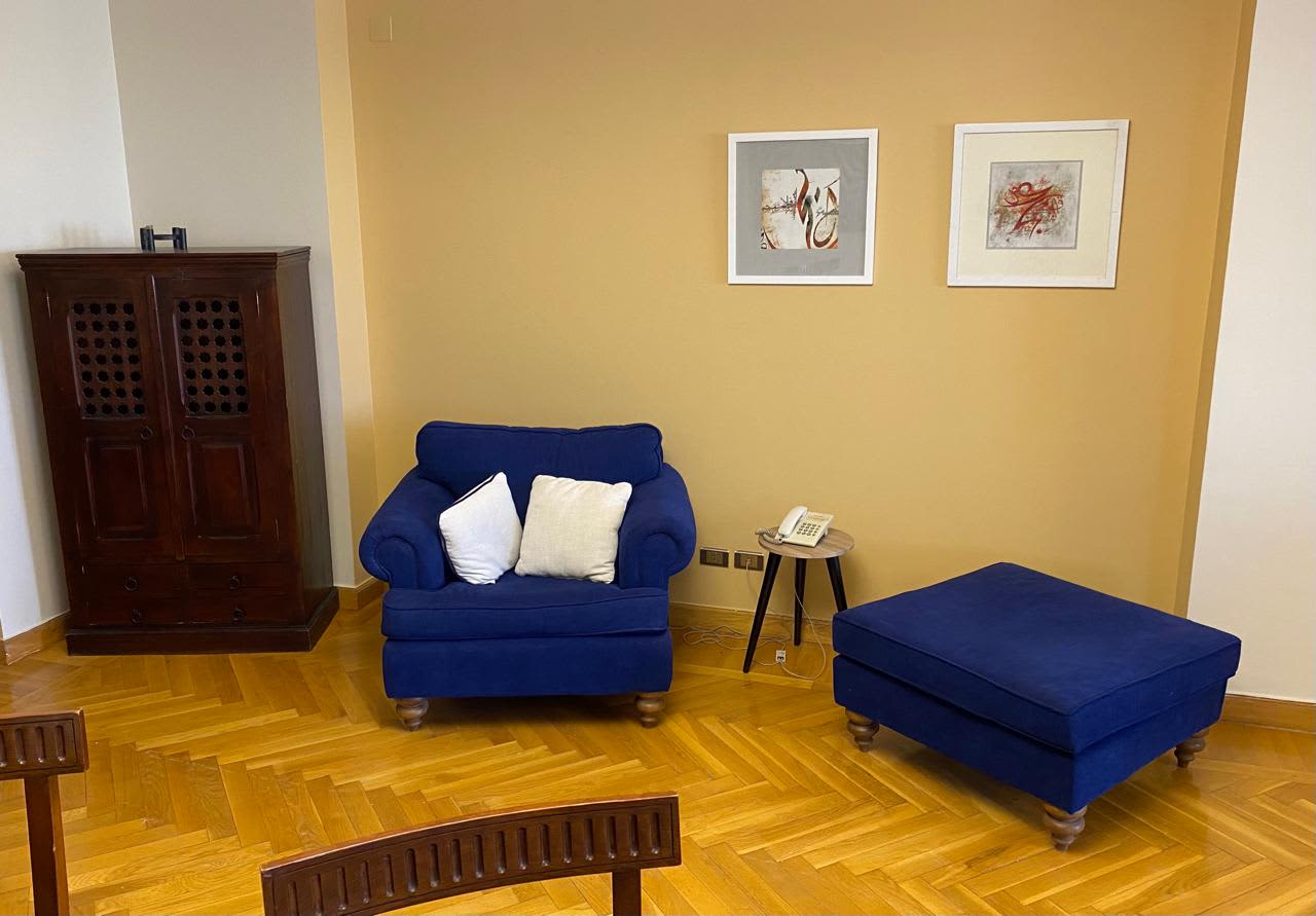 Elegantly Furnished Apartment In A luxurious Maadi Building.