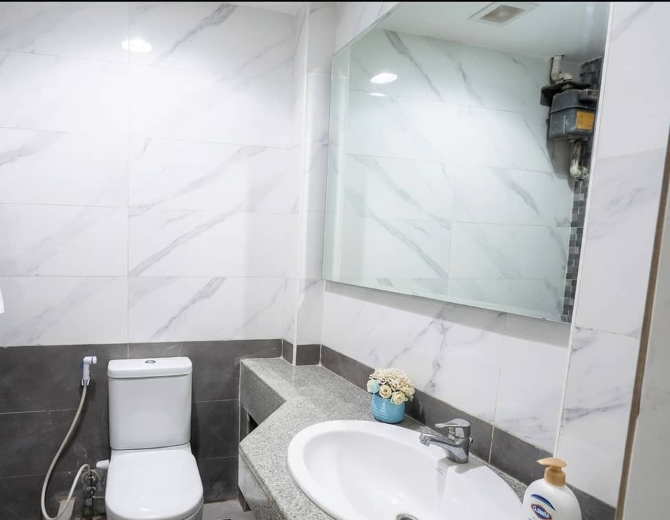 Serene Ground Floor Apartment With Private Entrance In Maadi.