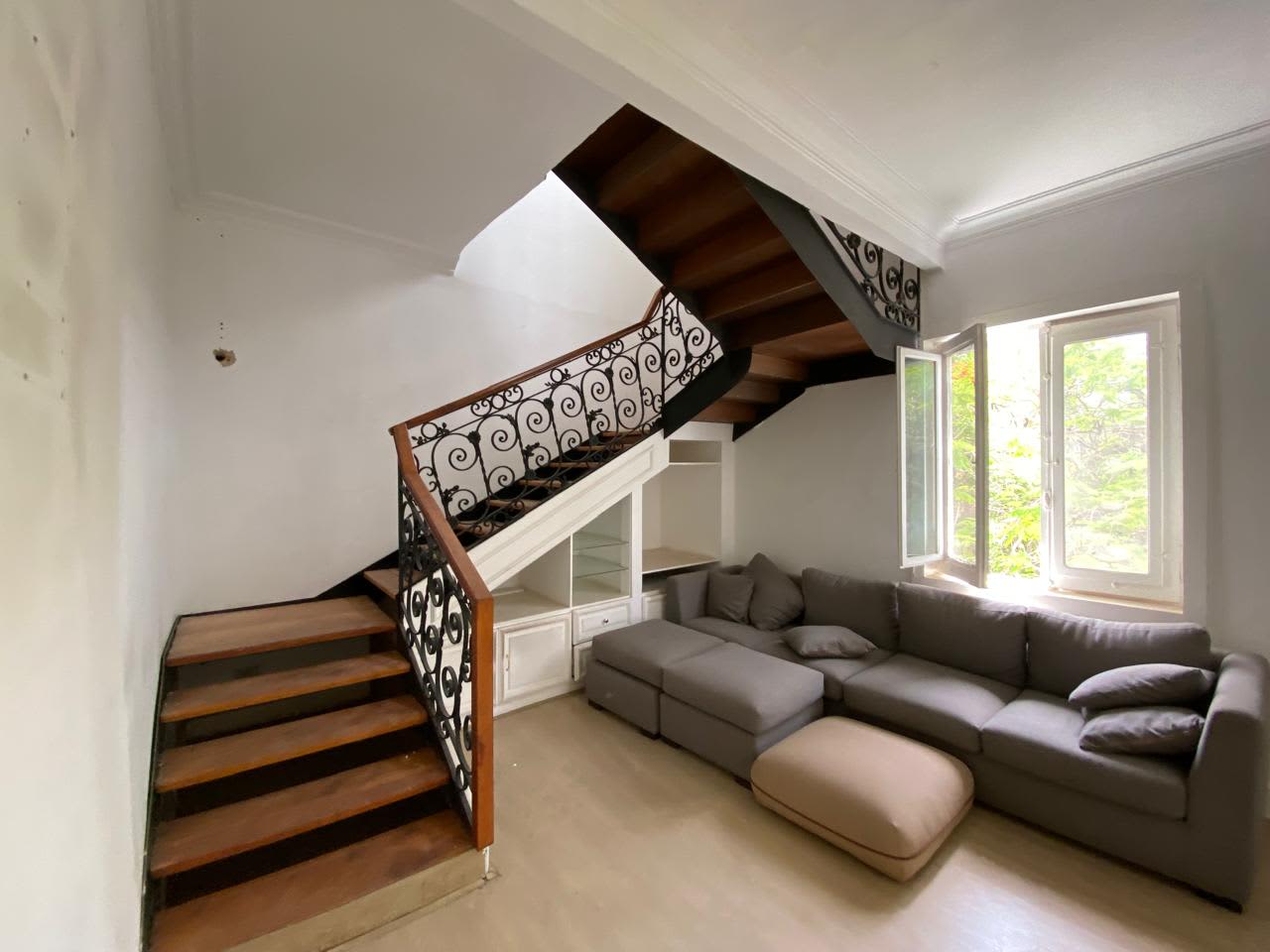 Triplex Villa For Rent In Maadi Sarayat|1050m²| Private Garden.