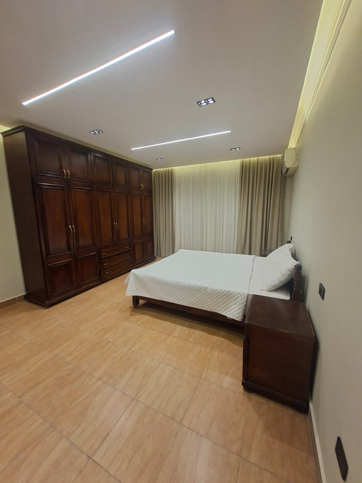 Specious Apartment For Rent In Zamalek|200m²|Modern Interiors.