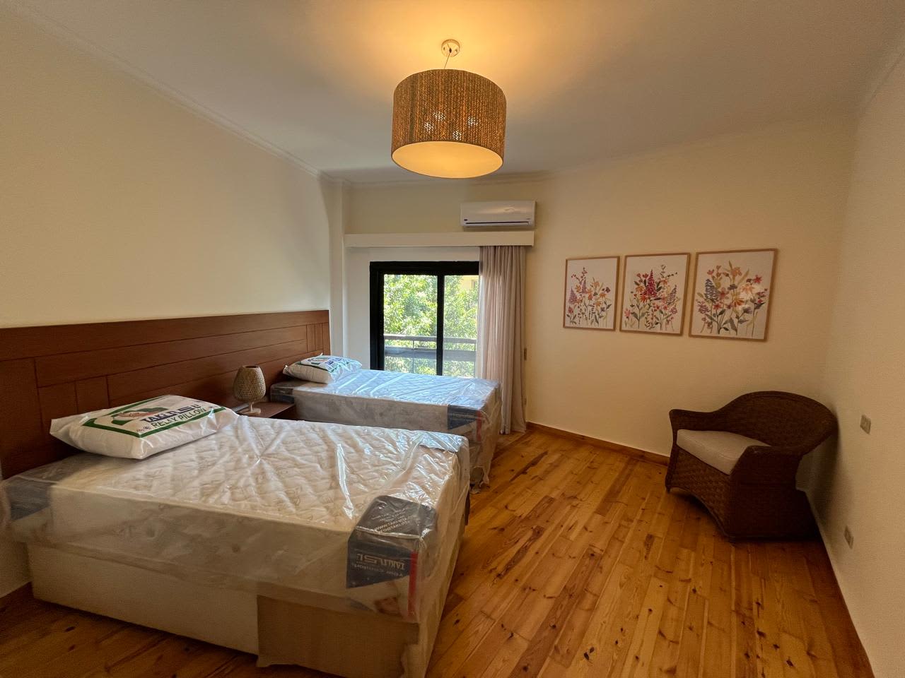 Apartment With Balcony Overlooking Gardens In Maadi Degla
