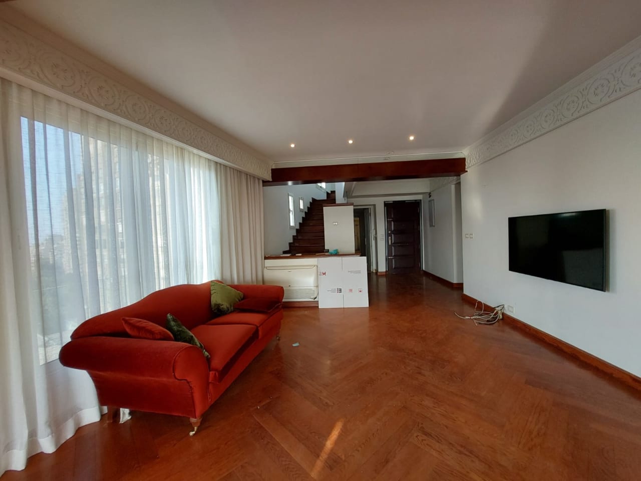 Looking View Nile Duplex For Rent in Zamalek