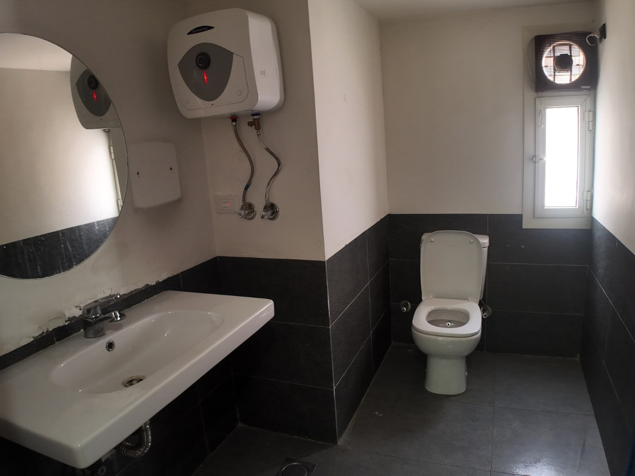 Administrative Office For Rent| 300m²| El Zamalek.