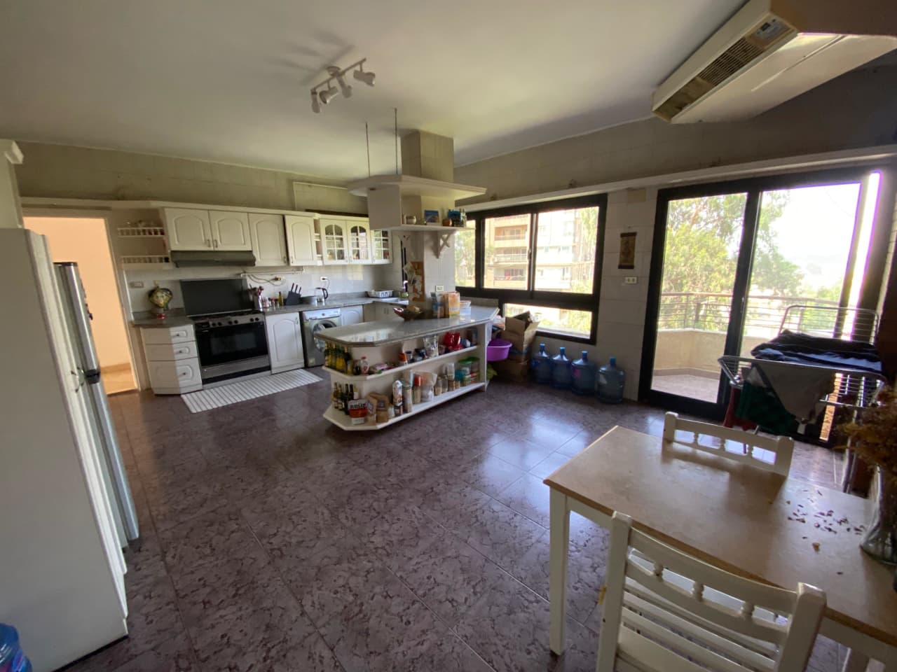 Fully Equipped Roof for Rent in Maadi Sarayat –Great Space