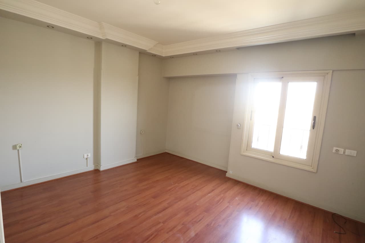Spacious Semi Furnished Apartment For Rent In Maadi Degla.