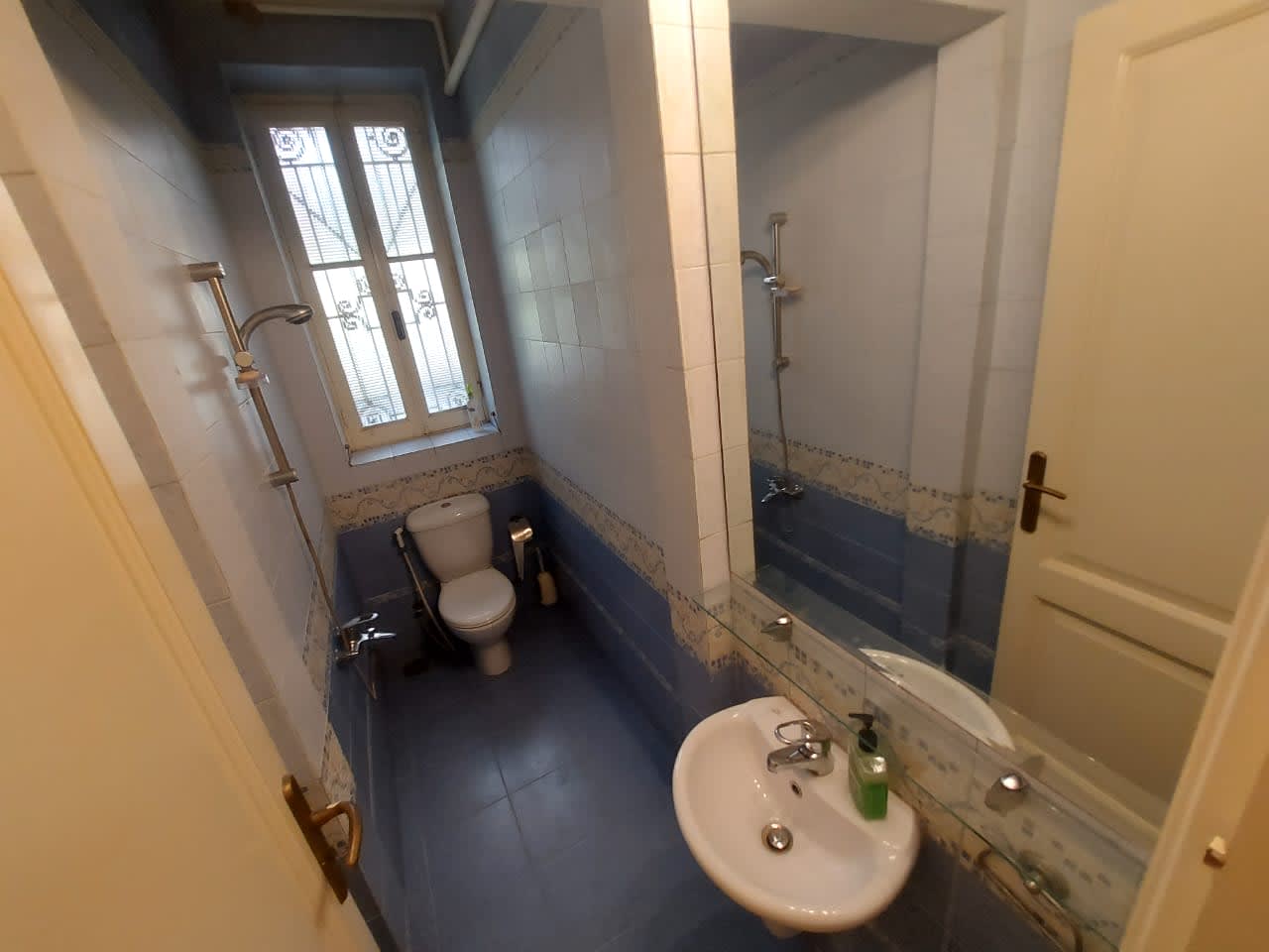 Charming Ground Floor for Rent with Private Garden