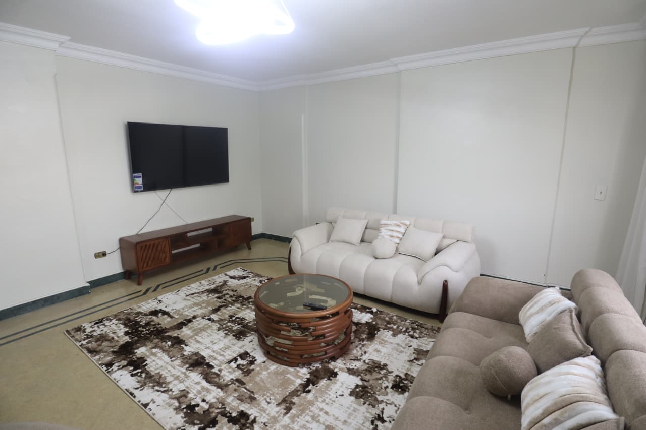 Warm And Inviting Furnished Apartment In Maadi Degla.