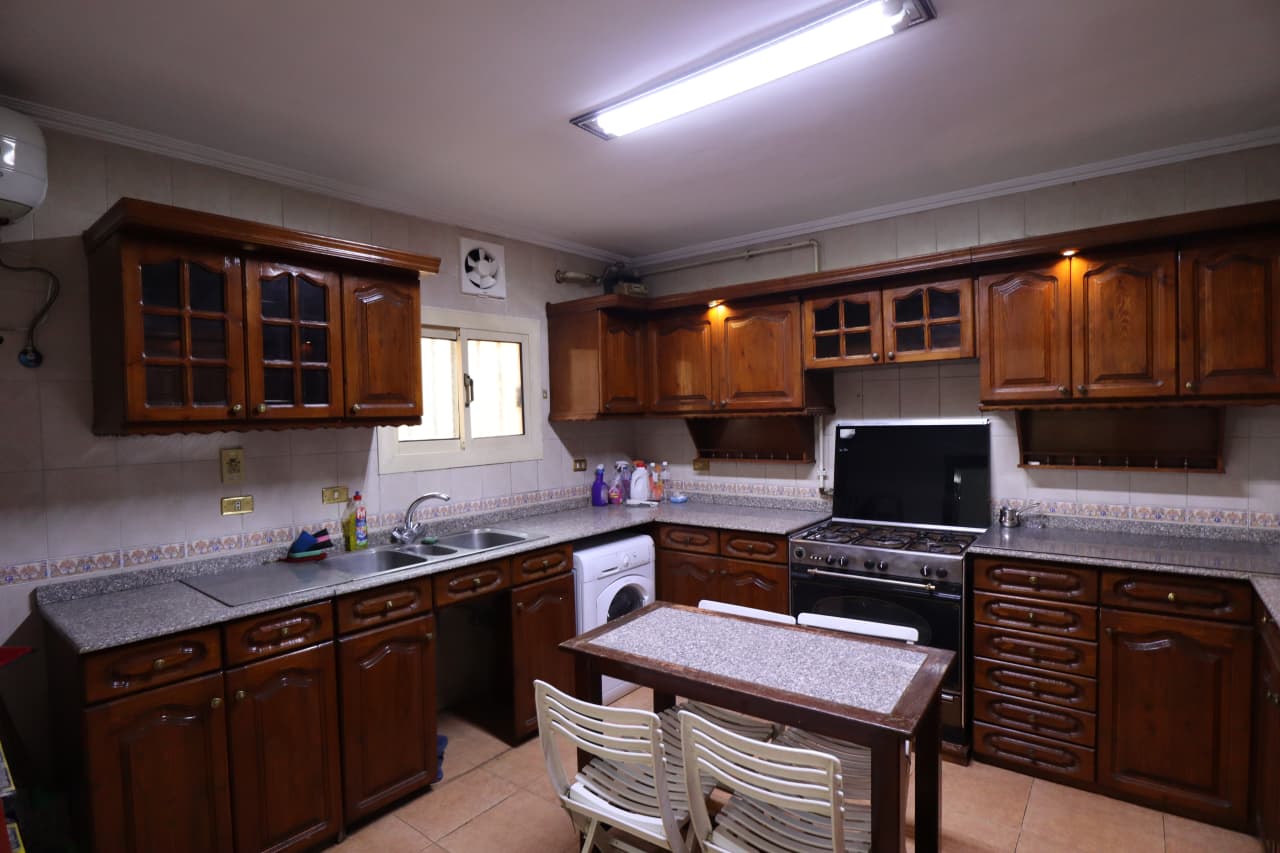Peaceful & Homey Furnished Apartment in Maadi Degla.