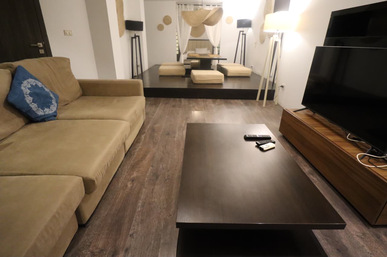 Chic Studio Apartment With Shared Garden In Quiet Maadi Area.
