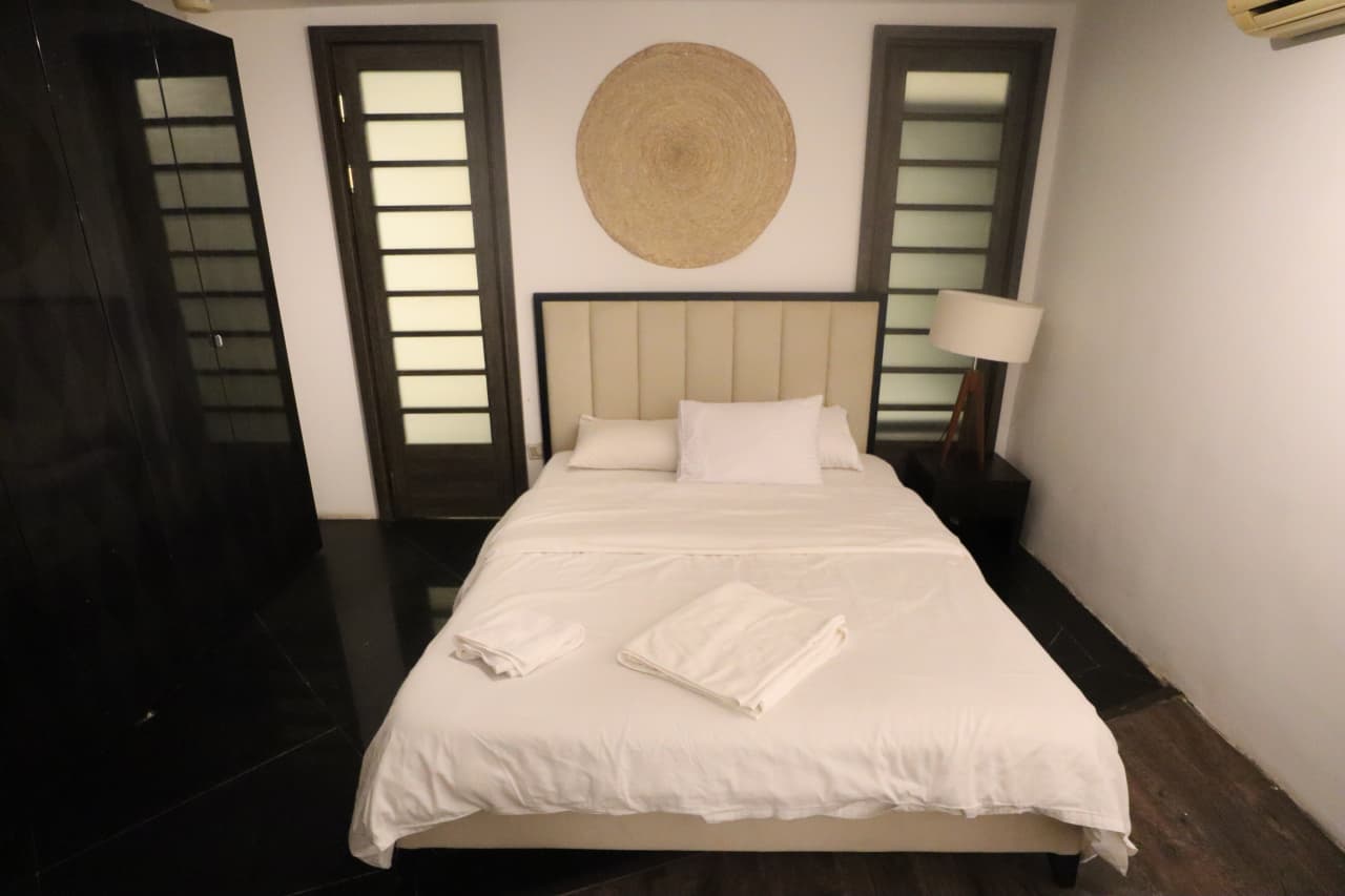 Chic Studio Apartment With Shared Garden In Quiet Maadi Area.