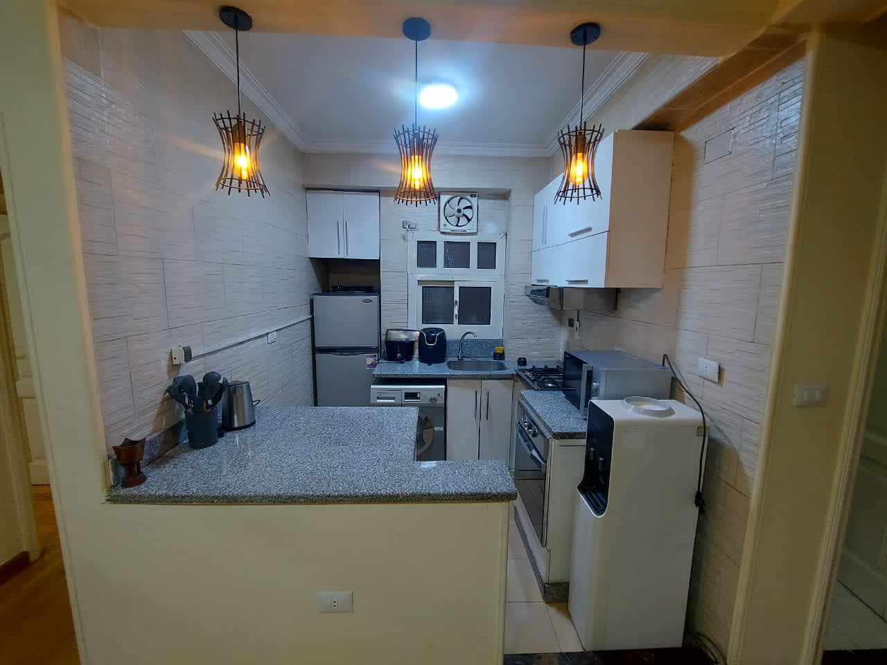 Cozy 2BR Apartment - Modern Zamalek Lifestyle